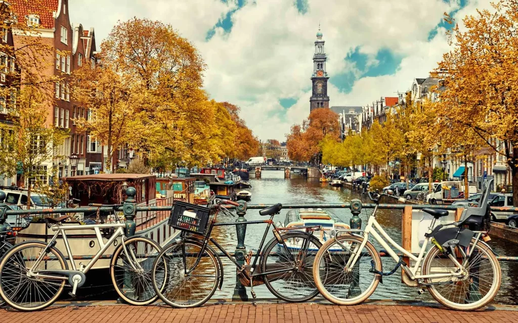 Paris Amsterdam 8 11zon